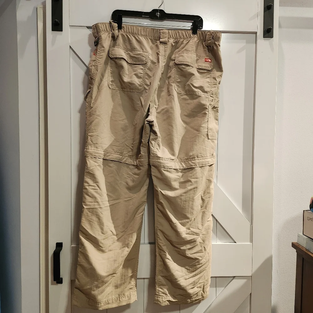 The Northface Men's Tan Zip-Off Cargo Pants XL 28 Inseam Hiking